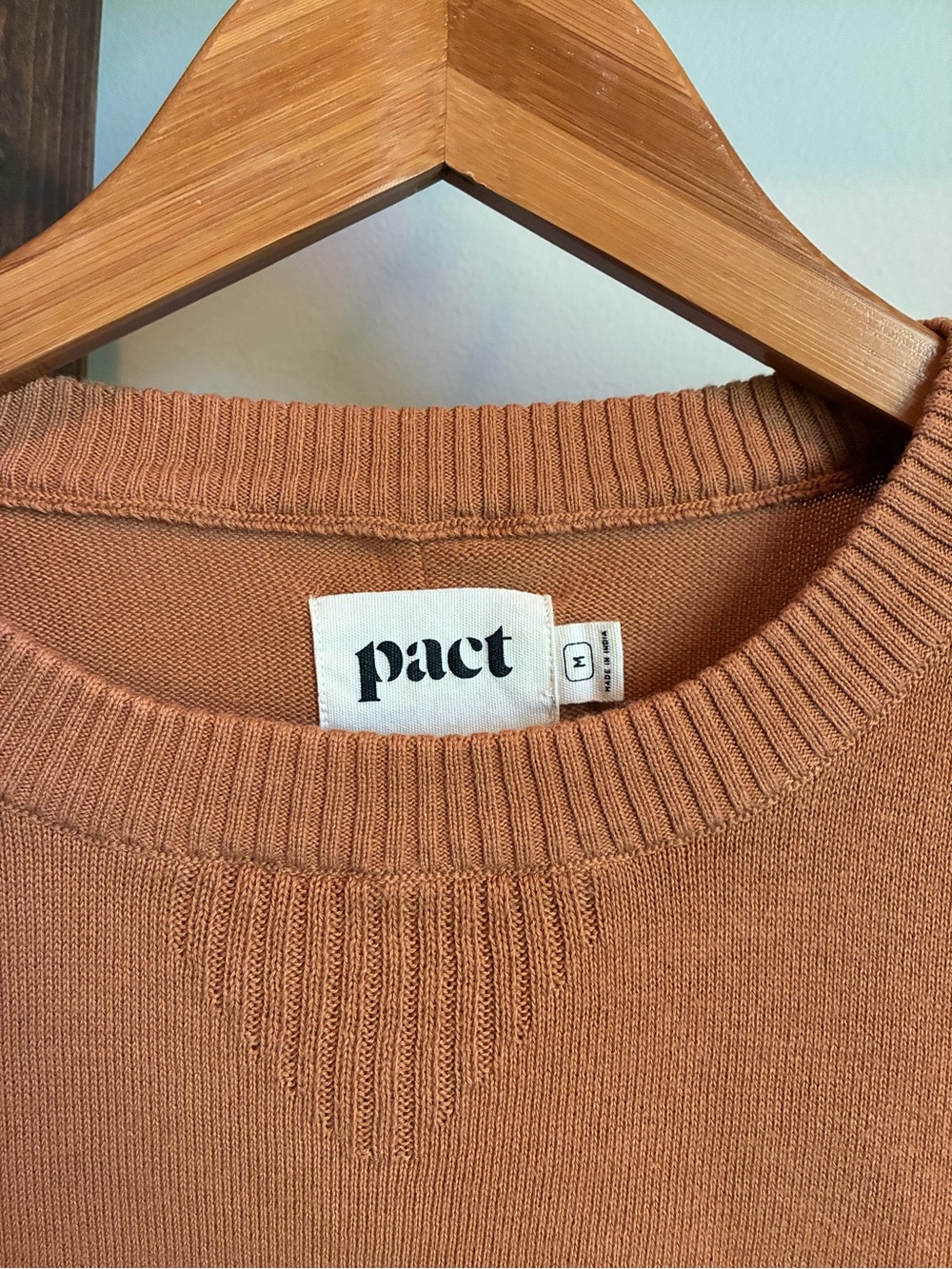 Pact Organic Cotton Knit Sweater – Camel – Size M - Picture 3 of 8